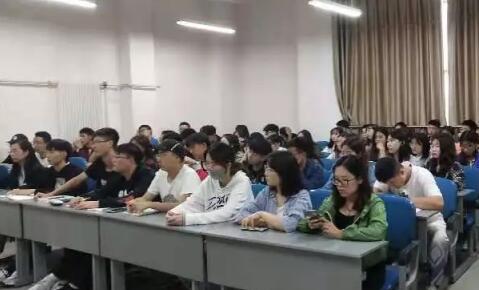 明礼住宿书院团学见面会1.jpg